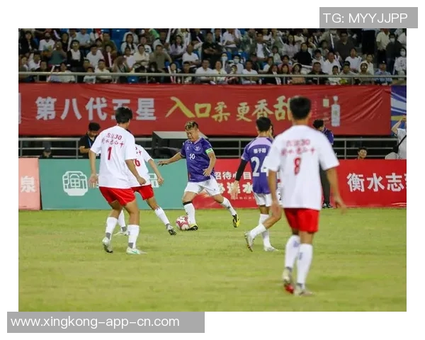 从足球球星经典语句看拼搏精神与团队合作的重要力量 从足球球星经典语句看拼搏精神与团队合作的重要力量