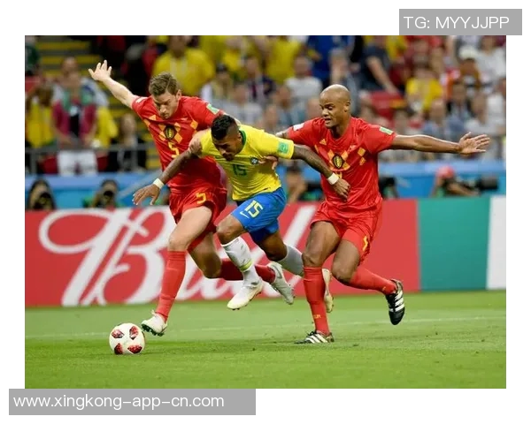 百大足球退役球星名单揭晓 看看谁成功入选最具影响力退役球员行列 百大足球退役球星名单揭晓 看看谁成功入选最具影响力退役球员行列